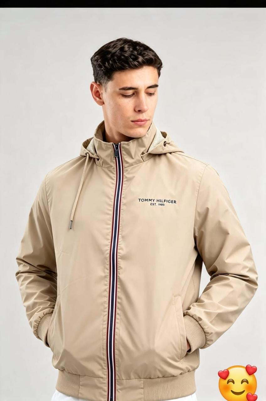 Cortaviento Tommy H con capucha impermeable