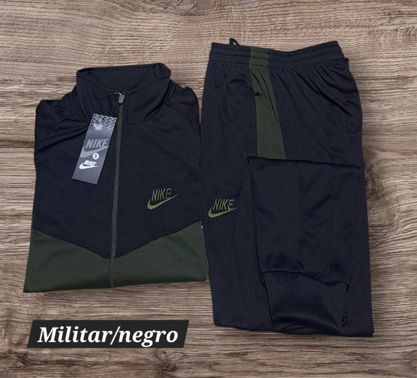 Conjunto Nike para caballero