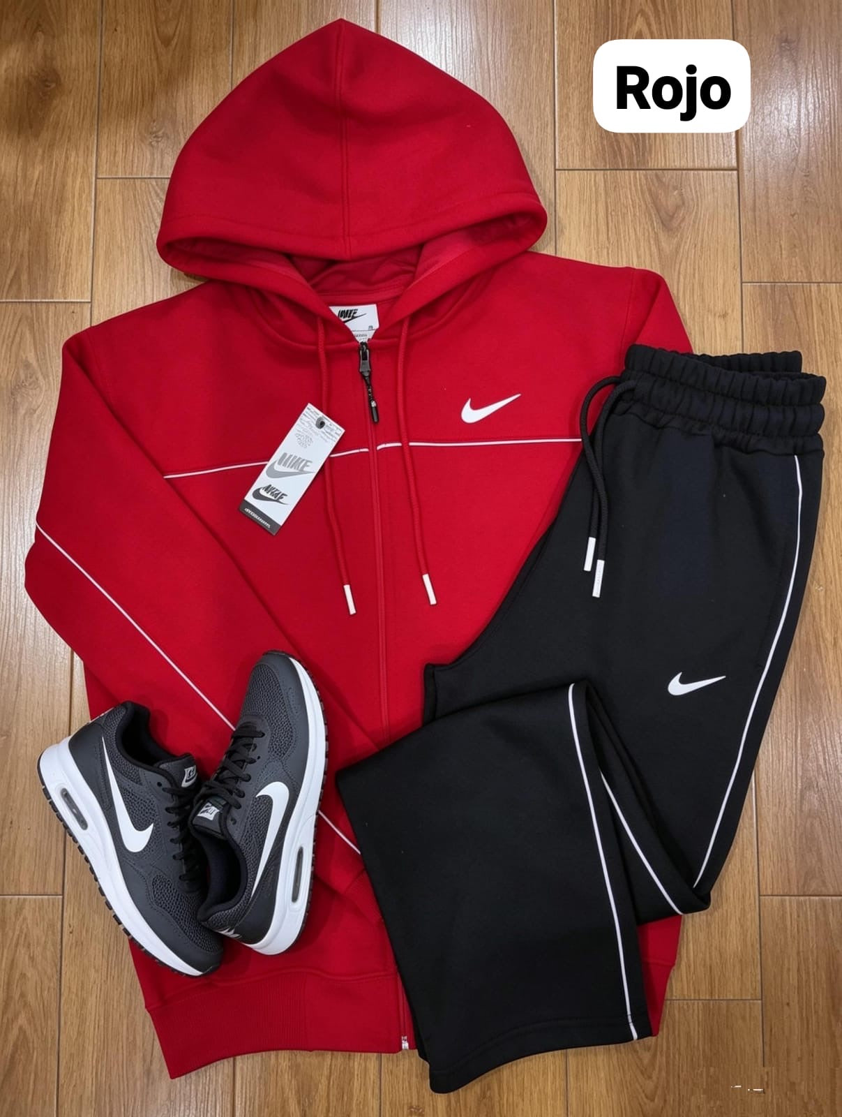 Conjunto buzo Nike