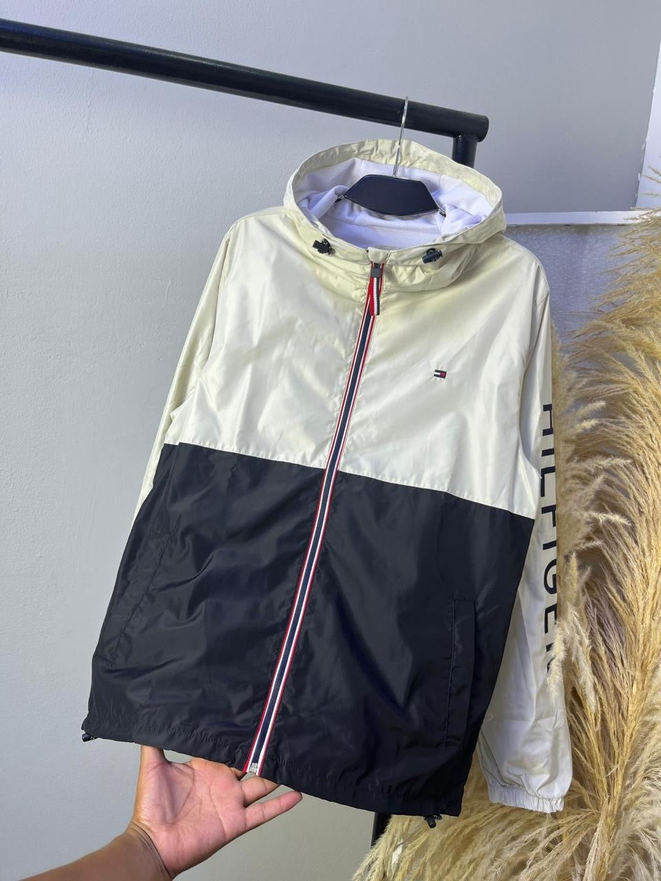 Cortaviento Tommy