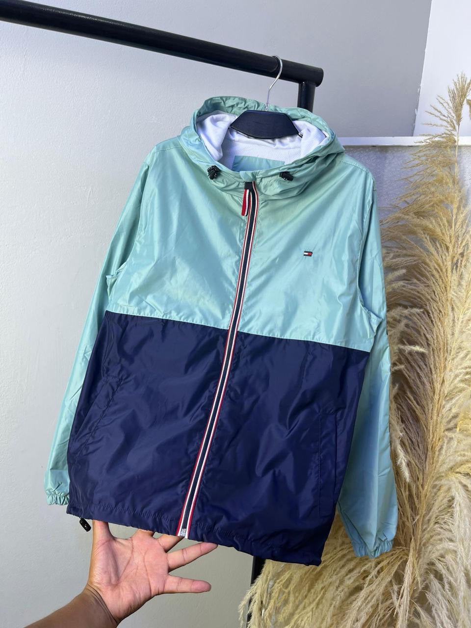 Cortaviento Tommy