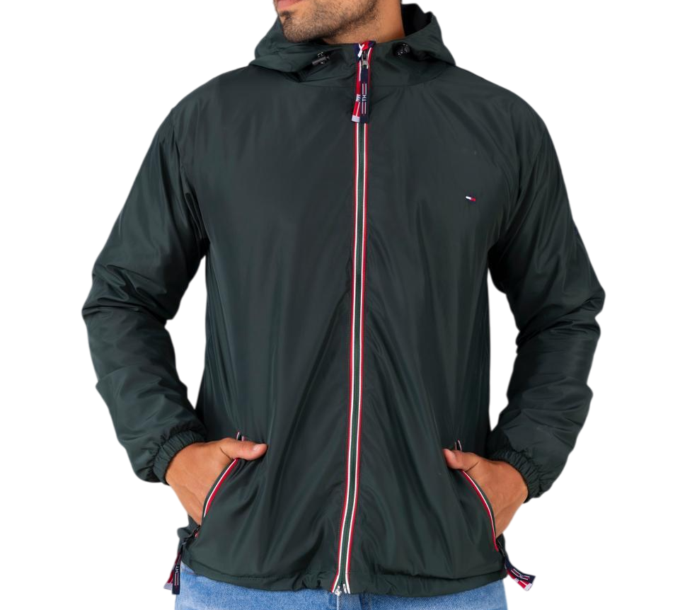 Casaca Tommy H con capucha impermeable verde militar