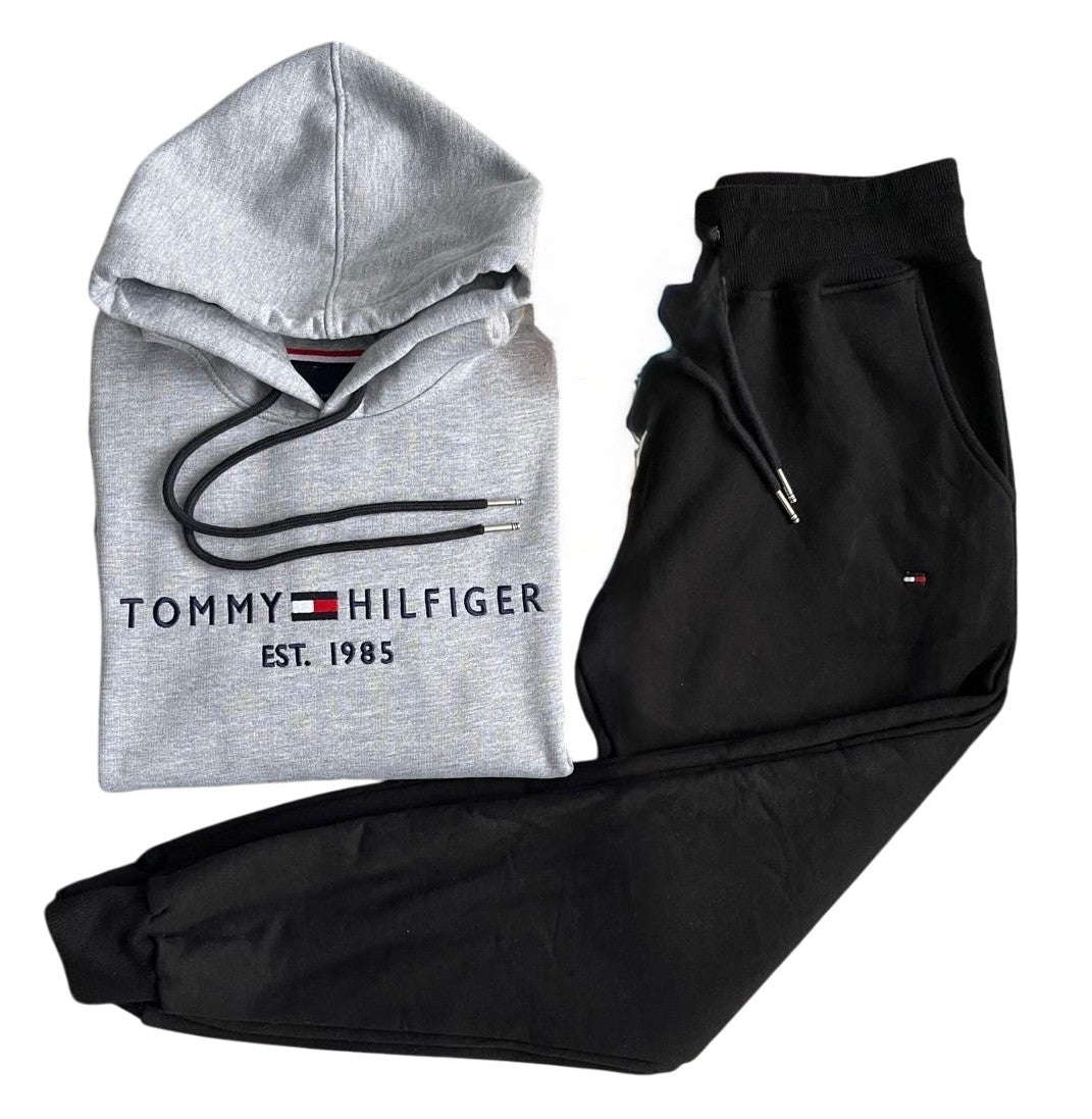 Conjuntos Tommy H para dama con capucha