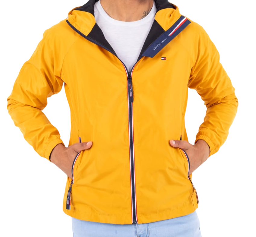 Casaca Tommy H con capucha impermeable
