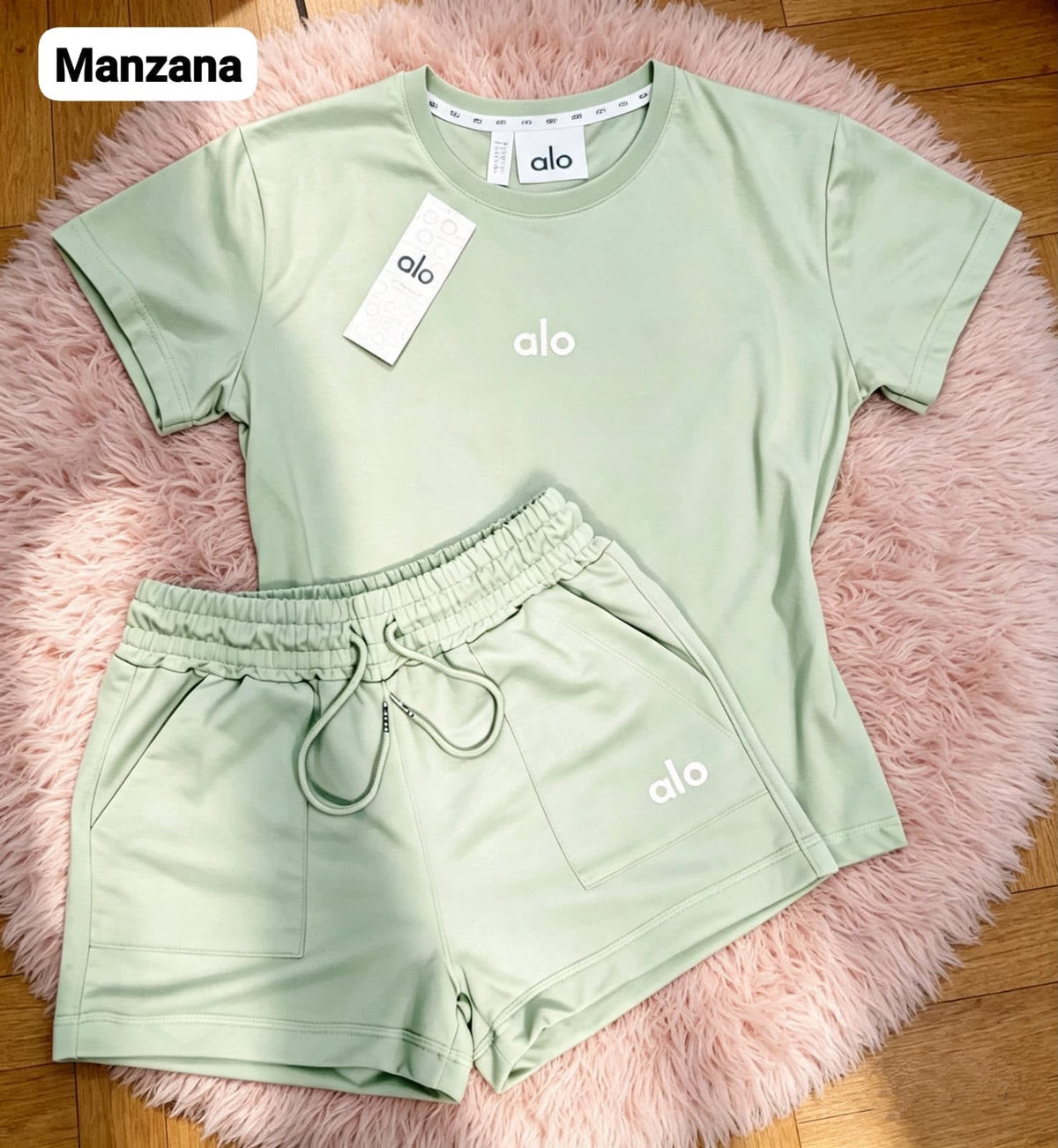 Conjunto buzo Alo ( short + polo)