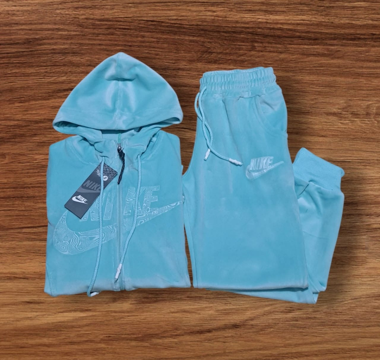 Conjunto Nike dama