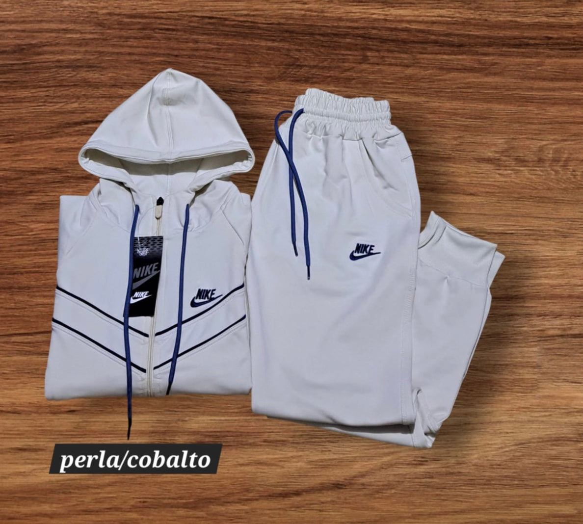 Conjunto Nike para dama