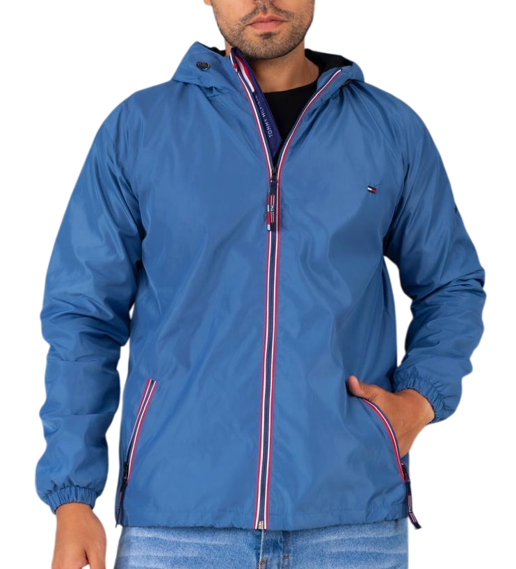 Casaca Tommy H con capucha impermeable