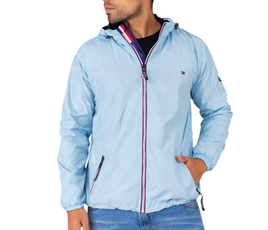 Casaca Tommy H con capucha impermeable