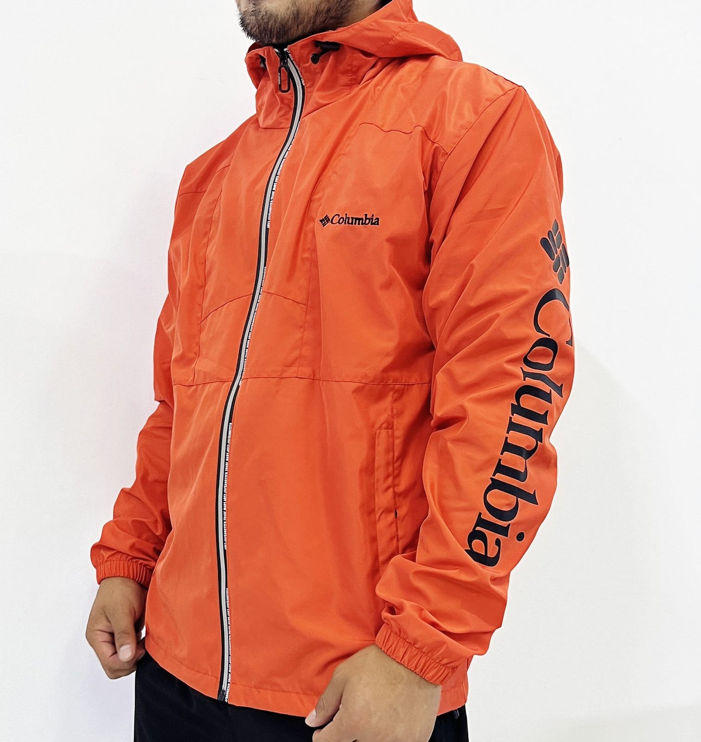 Cortaviento Columbia impermeable con capucha
