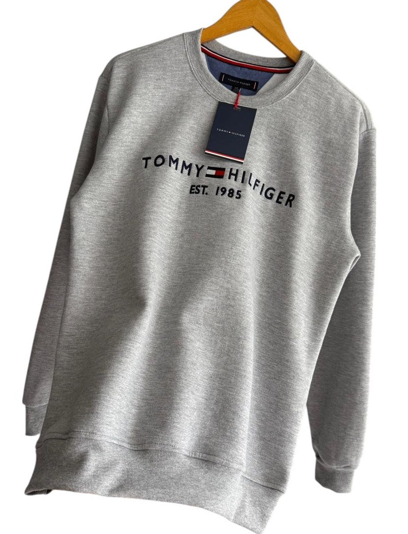Polera TH cuello redondo gris