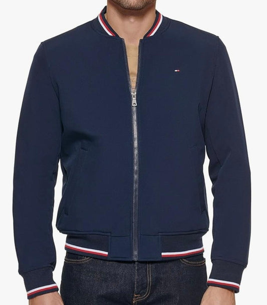 Casaca Tommy H con puños cuello y pretinas tejidas en Franela