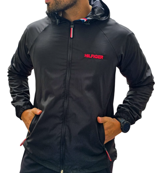 Cortaviento Tommy Hilfiger con forro micropolar abrigadora