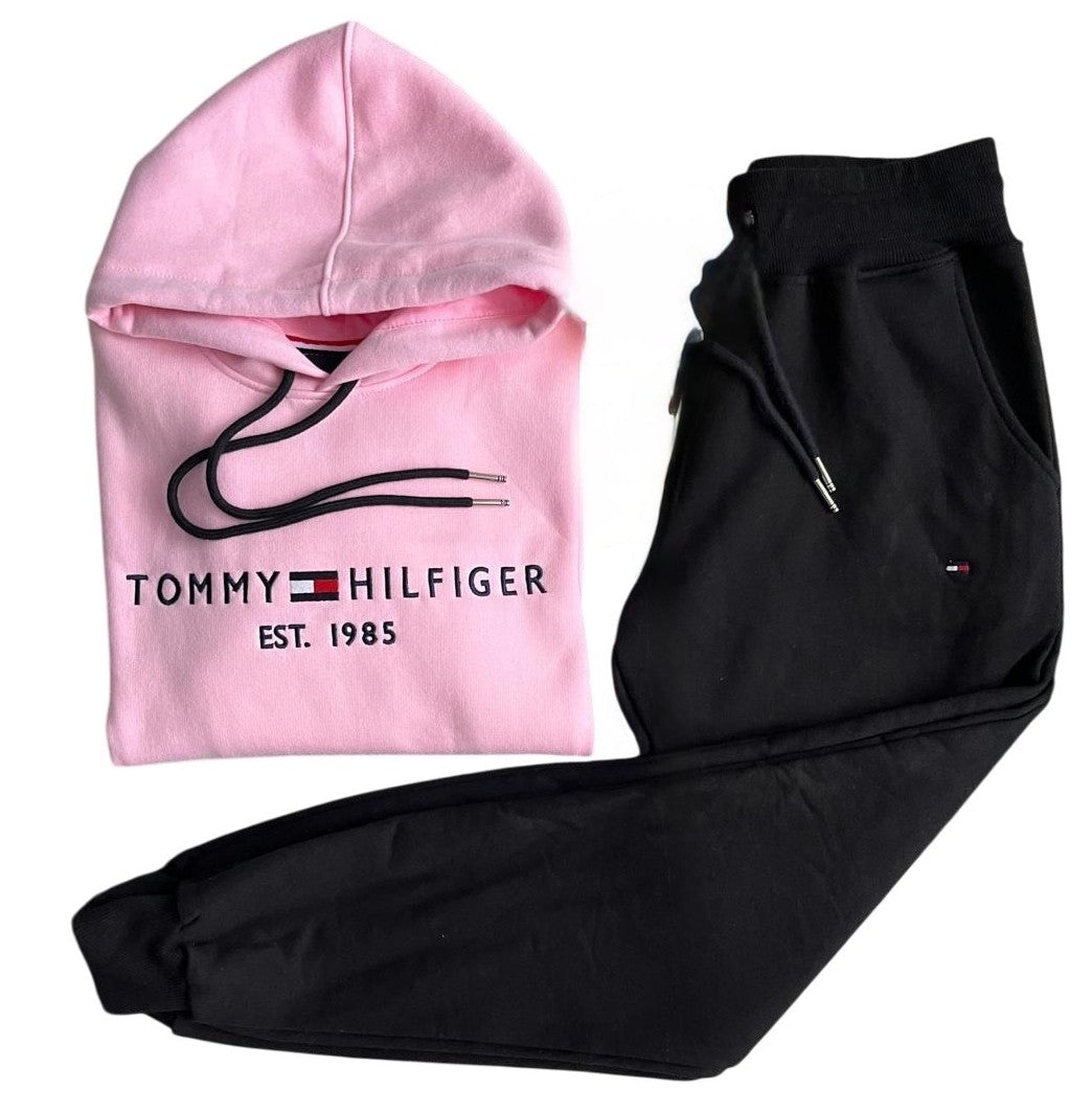 Conjuntos Tommy H para dama con capucha