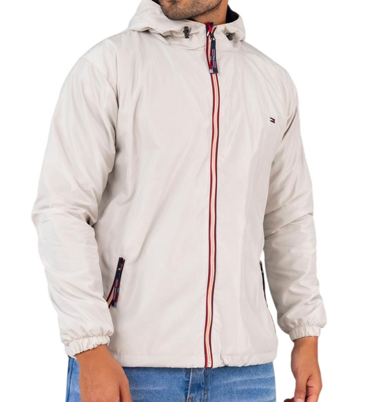 Casaca Tommy H con capucha impermeable