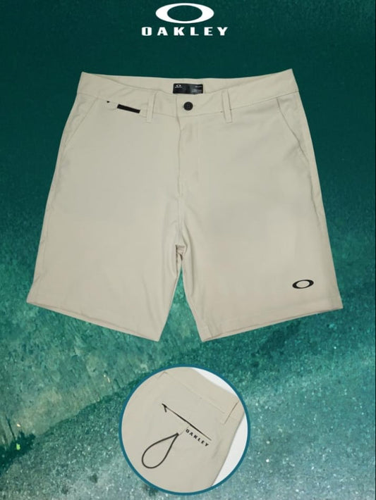 Short Oakley amphibian