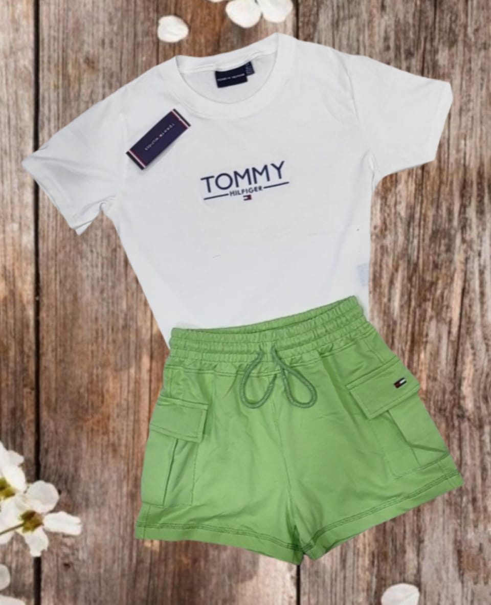 Conjunto Short + polo Tommy Hilfiger